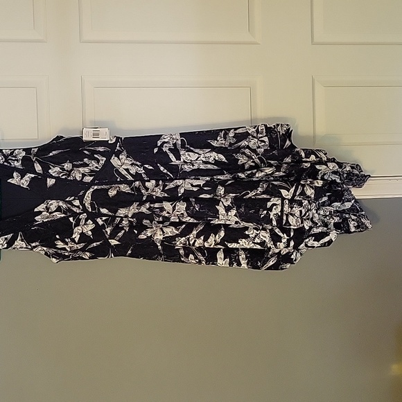 Taylor's size 16 dress - Picture 1 of 3